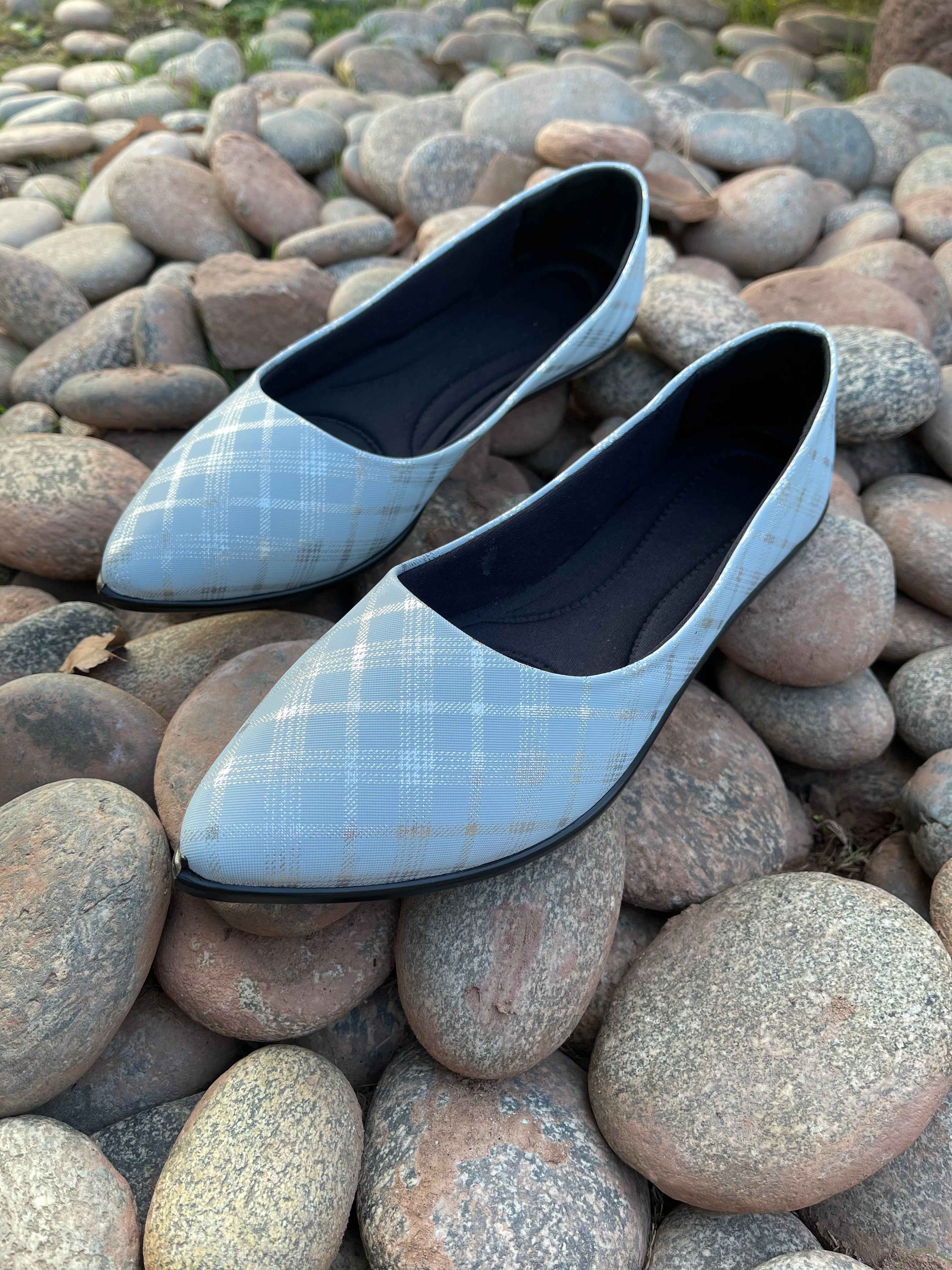 ZENIA- Light Blue Pump