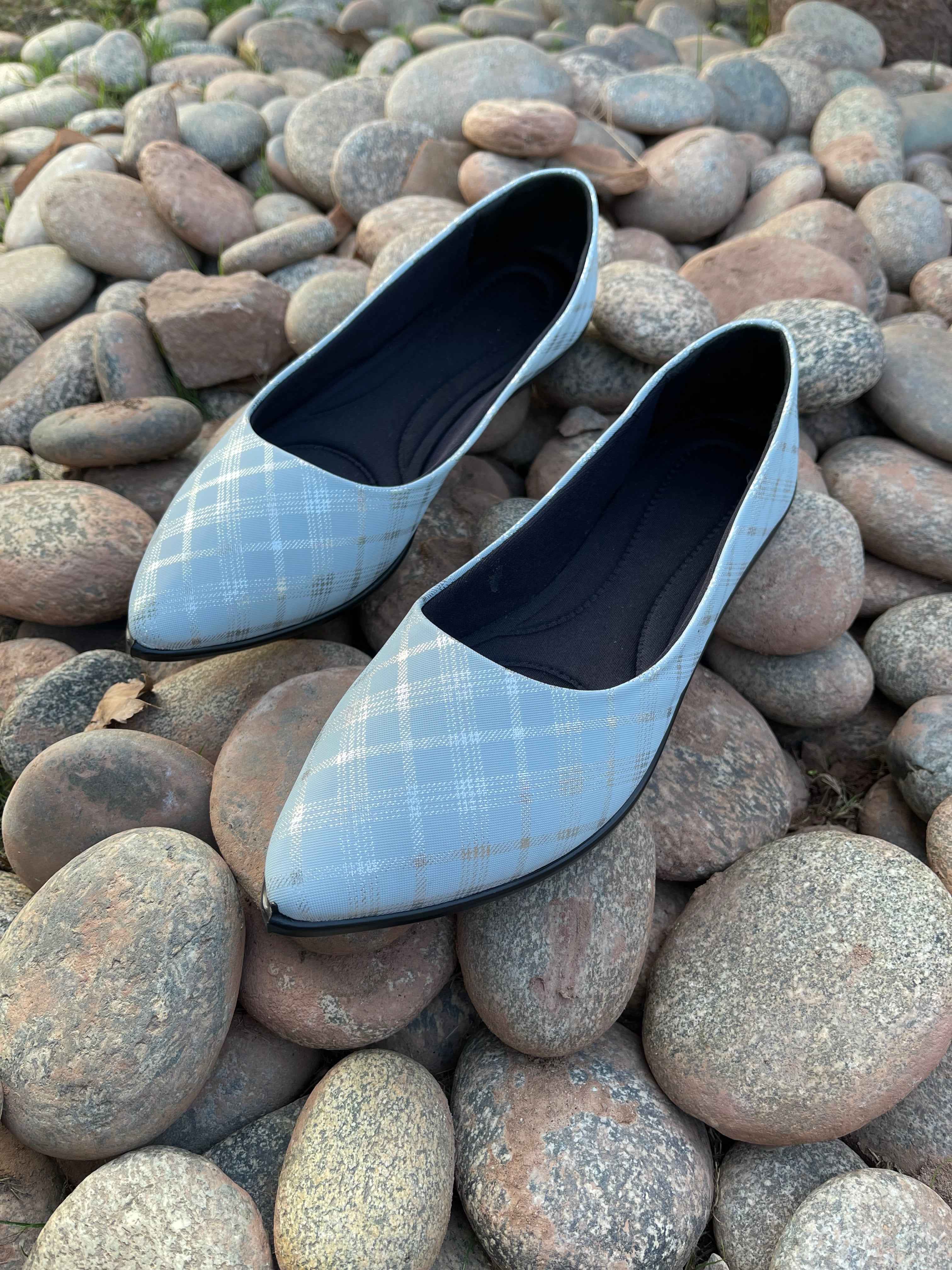 ZENIA- Light Blue Pump