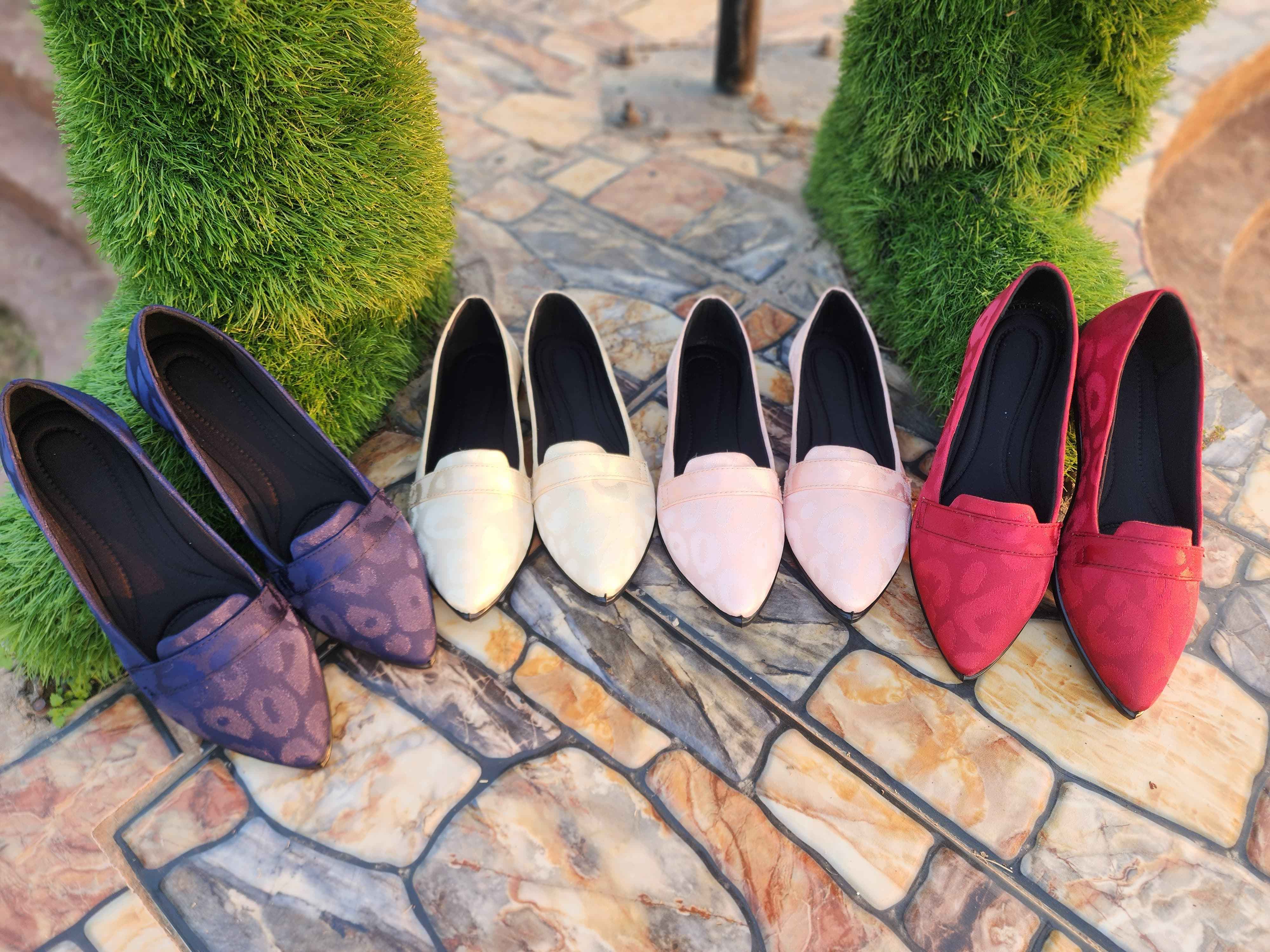 Lotus - Blue Flat Pumps